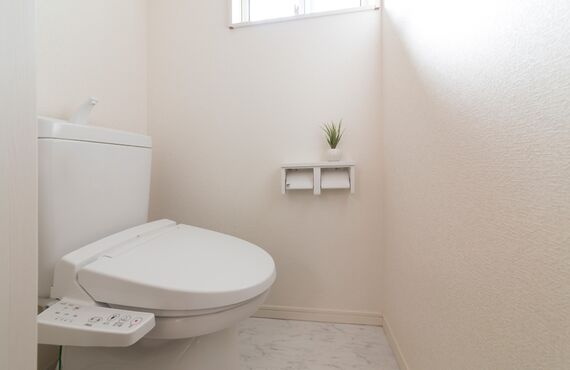 トイレの取替や床の張替などをいたします | 堺市で住宅リフォームをご希望なら株式会社S‘growにお任せください