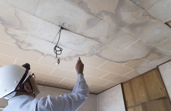 室内の水漏れなどのトラブル、お悩みを解決します | 堺市でリフォームをご希望なら株式会社S‘growにお任せください